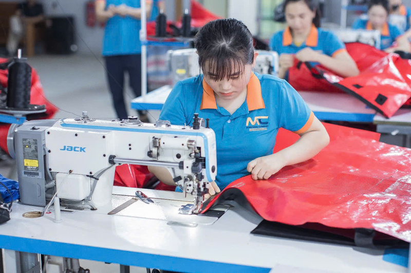 Hình ảnh công ty Minh Châu - Balo Túi Xách Minh Châu - Công Ty TNHH Sản Xuất Tổng Hợp Minh Châu